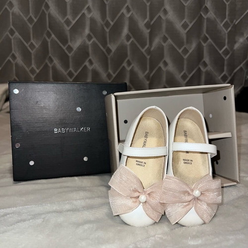 Baptism shoes for girl like new