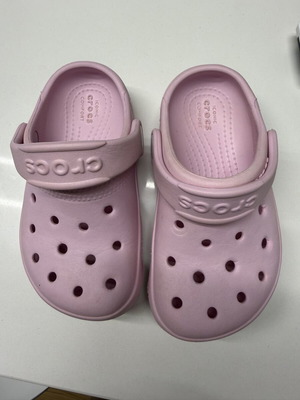 Crocs ροζ νούμερο 24-25 σαν καινούργιο