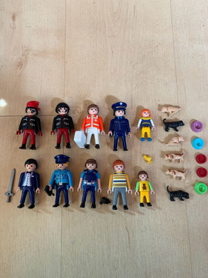 Πακέτο Playmobil για αγόρια με 10 φιγούρες και αξεσουάρ σαν καινούργιο