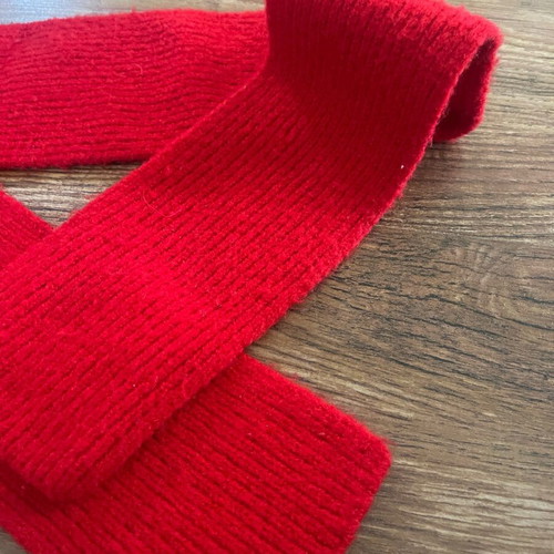 Children's scarf used, red