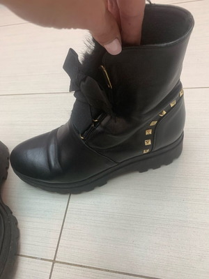 Pargiana ankle boots with studs and fur detail, size 37, like new