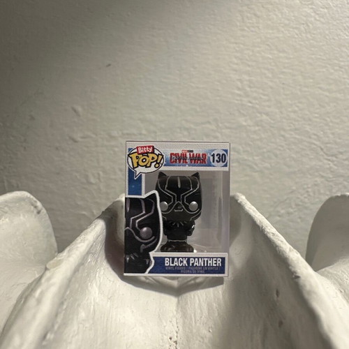 Funko Pop Black Panther like new