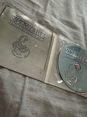 Scorpions Unbreakable