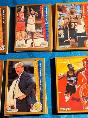 Fleer 1992-93 basketball collectible cards like new, lot of 103