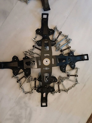 Maggi Group Trak Auto 205 snow chains new