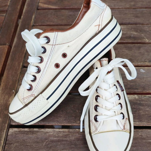Janessa Sport women's leather shoes size 37 like new beige sneakers