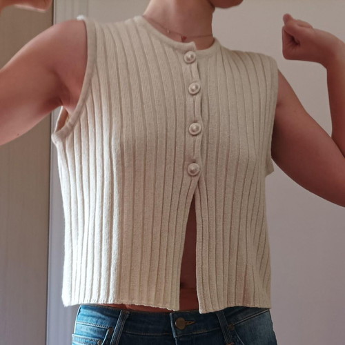 Wool boho vest like new, ecru with merino buttons