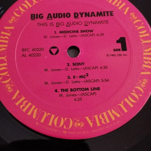 Big Audio Dynamite 2 records used, electronic, pack