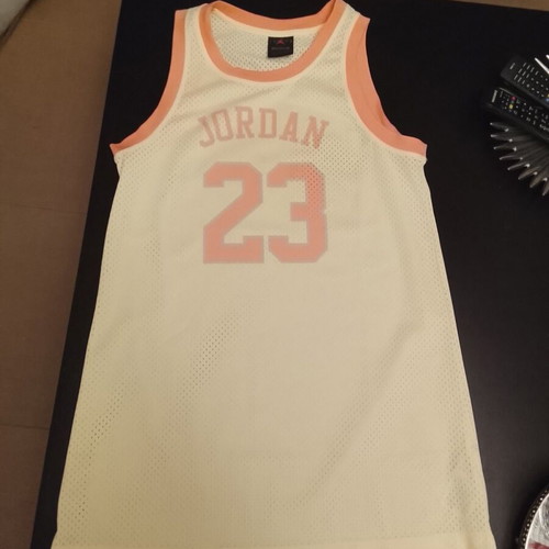 Jordan 23 Women's Dress size S like new, yellow and apricot