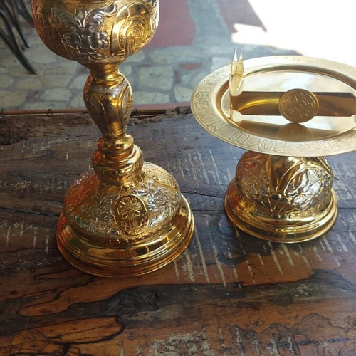 Church chalice and diskos set, size 27x14 cm