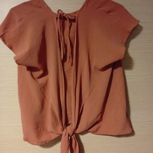 Pink Woman blouse used, open back with bow, size M