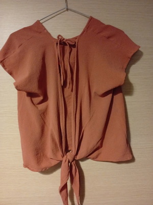 Pink Woman blouse used, open back with bow, size M