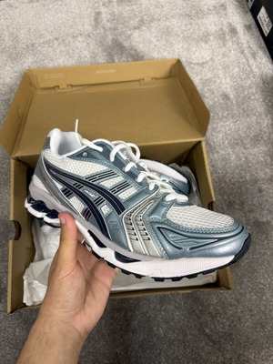 Asics Gel Kayano 14 αθλητικά καινούργια, άσπρα και τιρκουάζ