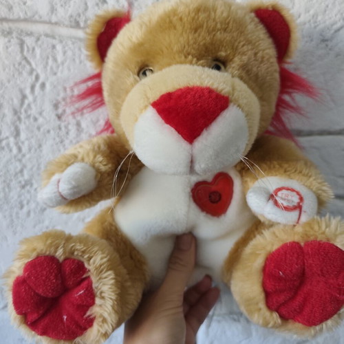 Plush teddy bears used, set of two with light-up heart