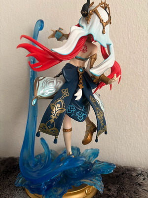 Nilou Genshin Impact figure like new with defect on foot