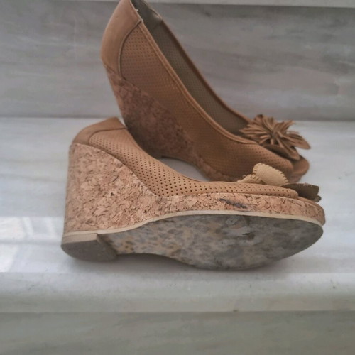 Women's platforms used, size 38