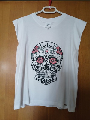 C.Manolo women's t-shirt like new, white, size M