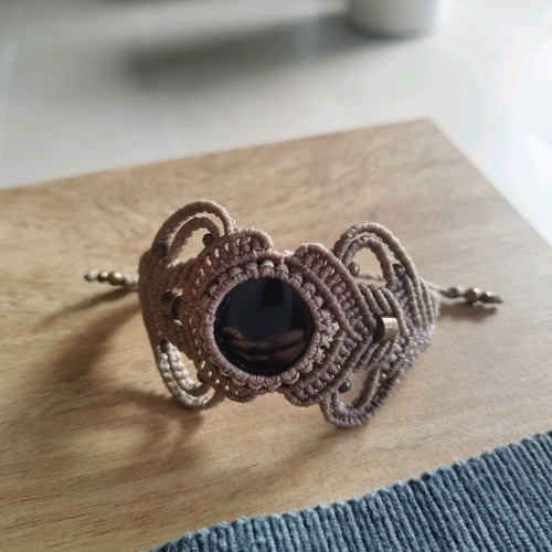 Handmade macrame bracelet like new with semi-precious stone
