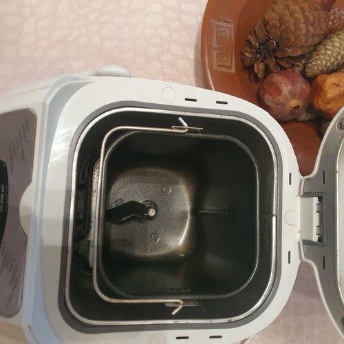 Izzy bread maker 600 watt