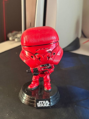 Funko Pop Star Wars Sith Jet Trooper #318 like new, red