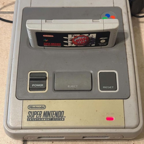 Super Nintendo SNES PAL console used, fully functional