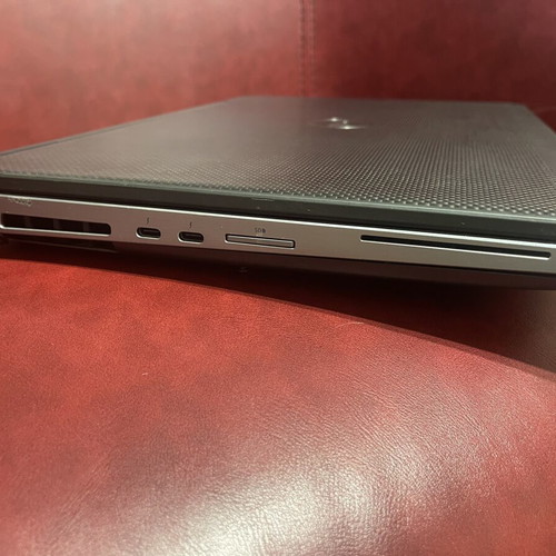 Dell Precision 7540 Workstation laptop