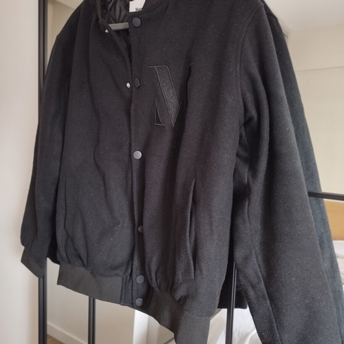 College jacket black, like new, size L