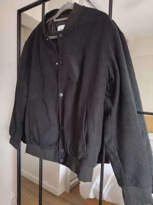 College jacket black, like new, size L
