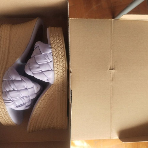 Women's platform slippers like new, purple, size 36