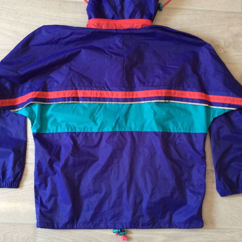 Adidas vintage windbreaker bright purple size S unisex used