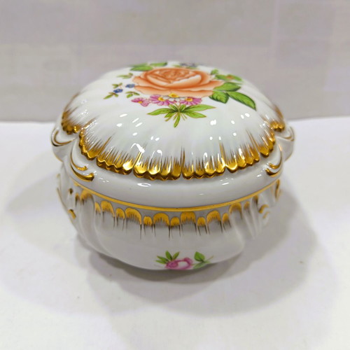 Herend Hungary Bonbonniere Petite Rose model 6046 mint condition