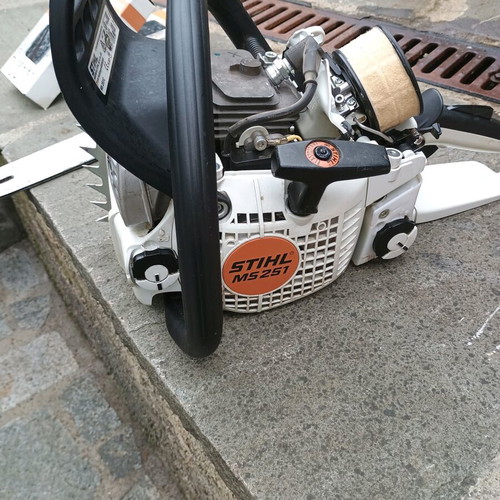 Stihl MS 251 chainsaw like new with three chains