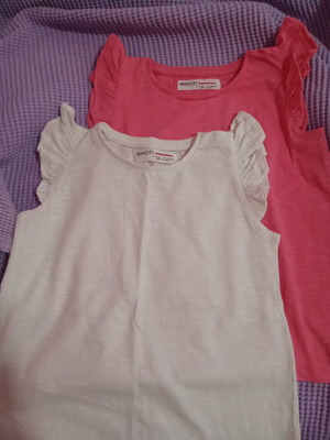 Minoti t-shirts pack of 2 for 3-4 years like new, white and pink