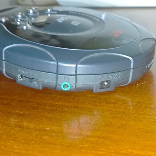 JVC XL-PG300 portable CD player used with Hyper-Bass and Anti-Shock