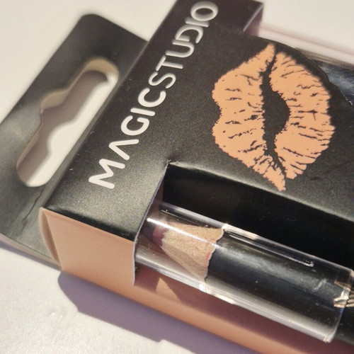 Magic Studio Matte Lipstick and Lipliner set 4g and 1g new