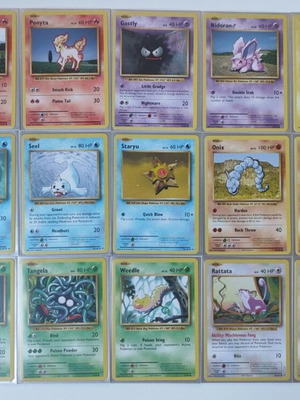 Pokemon TCG Evolutions bundle of 21 different vintage cards, new