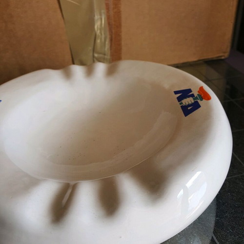 ND collectible ashtray porcelain like new, unused