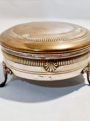 Jewelry box used with Art Deco design and three legs