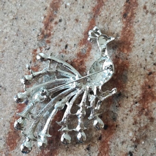 Pin new blue