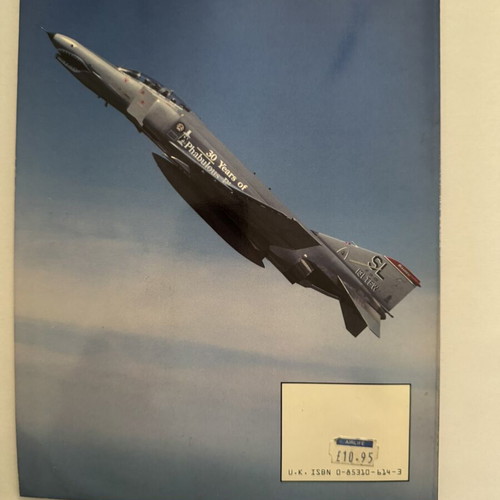 McDonnell Douglas F-4 Phantom II aviation book like new, English