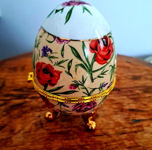 Vintage Porcelain Egg Jewelry Box 80's