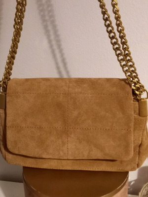 Zara σουέτ μικρή τσάντα ώμου με αλυσίδα σαν καινούργια, μπεζ