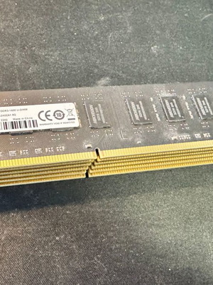 KikVision DDR3-1600U 8GB used, pack of 6