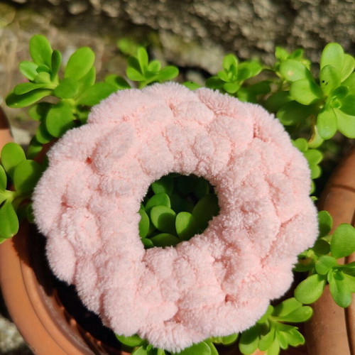 Fluffy hair scrunchie set of 2 new, pink and red