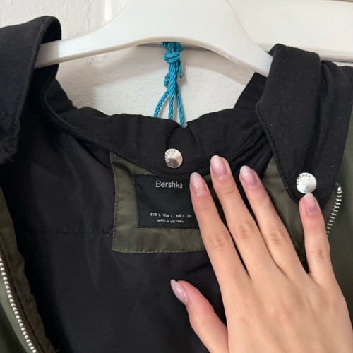 Bomber jacket khaki oil like new with detachable hood size Large