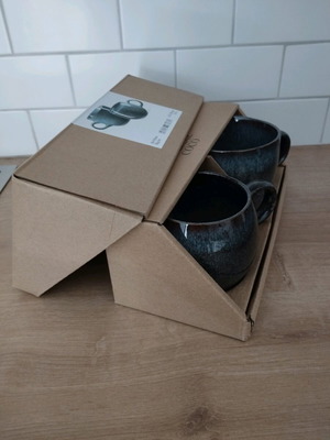 Large mugs new in box