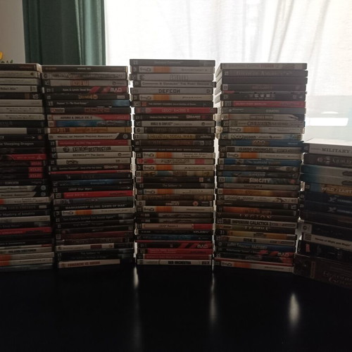 PC Games lot of 146 used