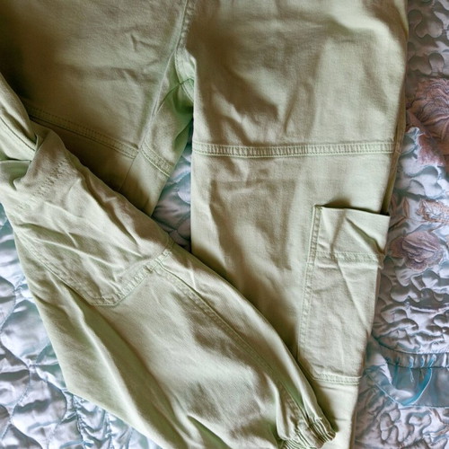 Cargo jeans pants new, mint color, size L