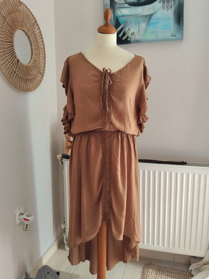 BSB Boho dress camel with lace size S asymmetrical like new