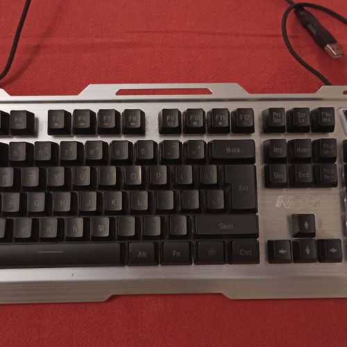 NOD Silversky Keyboard used, wired aluminum with lighting, not working